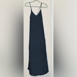 Woman's Old Navy Striped Maxi Dress (NWT)